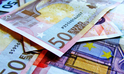Τα μνημόνια έφυγαν αλλά οι καταθέσεις δεν επιστρέφουν