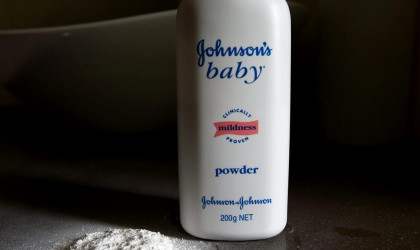 Με το τέχνασμα της χρεοκοπίας η Johnson & Johnson προφέρει 9 δισ. για την υπόθεση του ταλκ