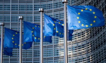 Βόζεμπεργκ: Επανεκκίνηση της ΕΕ με το πράσινο πιστοποιητικό