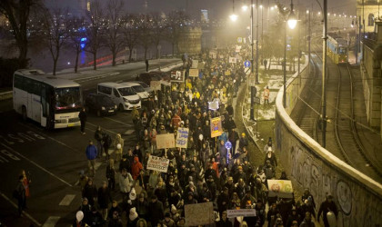 Χιλιάδες Ούγγροι είπαν «Όχι» στο νόμο δουλείας 