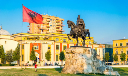 Πρόσω ολοταχώς για τις ενταξιακές συνομιλίες η Αλβανία