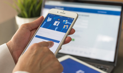 Το λάθος που έφερε το «μπλακ άουτ» στο Facebook 