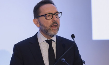Στουρνάρας: Οι μεγάλες προκλήσεις για την ελληνική οικονομία