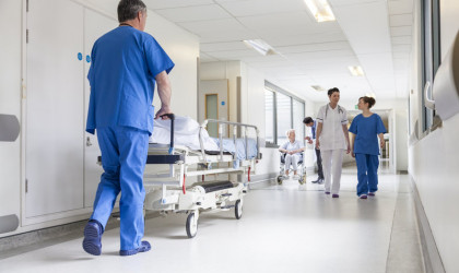 Κοροναϊός: Τα ελληνικά νοσοκομεία που θα δέχονται πιθανά κρούσματα