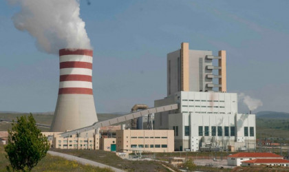 ΔΕΗ: Τα λάθη που έστειλαν έναν «γίγαντα» στην... εντατική
