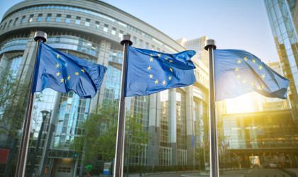 Ecofin: Επικυρώθηκε η παράκαμψη του Συμφώνου Σταθερότητας