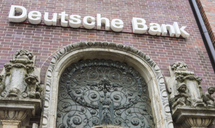 «Σοφοί» της Γερμανίας: Όχι στη συγχώνευση των τραπεζών