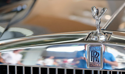 Η Rolls Royce δίνει χρήματα στους εργαζόμενους για να αντιμετωπίζουν το υψηλό κόστος διαβίωσης