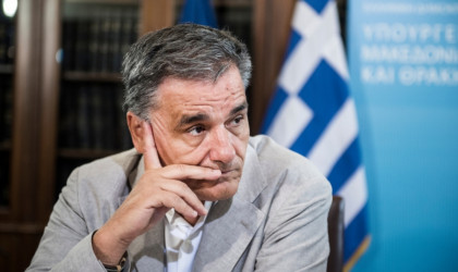 Με αρνητικό πρόσημο το ΑΕΠ μετά από εννέα 3μηνα ανάπτυξης!