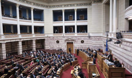 Κατατέθηκε το σχέδιο νόμου για τις υπεραστικές μεταφορές