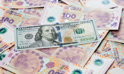 Το ΔΝΤ εκταμιεύει 10,8 δισ. δολάρια για την Αργεντινή