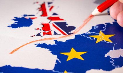 Το Brexit φέρνει την συρρίκνωση της βρετανικής οικονομίας