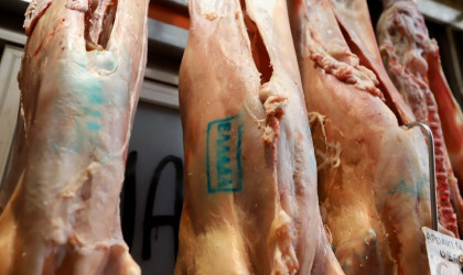 Κατασχέθηκαν 719 κιλά ακατάλληλα κρέατα στον Πειραιά