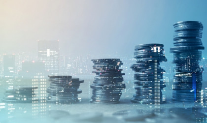 Φρένο στις αυξήσεις επιτοκίων από τις μεγάλες κεντρικές τράπεζες