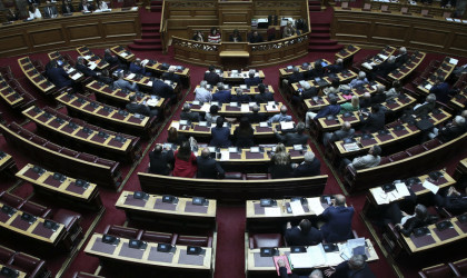 Προσωπικά δεδομένα: Τι υποστηρίζει η κυβέρνηση και οι ενστάσεις