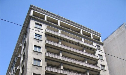 Βγαίνει ξανά σε διαγωνισμό το ξενοδοχείο Ambassadeur