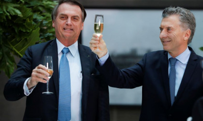 Βραζιλία: Κοινό νόμισμα με Αργεντινή προτείνει ο Μπολσονάρου