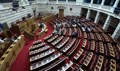 Άδειες οδήγησης: Στην Ολομέλεια το ν/σ - Γιατί αντιδρά η αντιπολίτευση