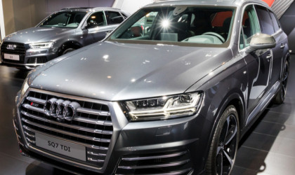 Η Audi αναβαθμίζει τις ηλεκτρικές μπαταρίες αυτοκινήτων