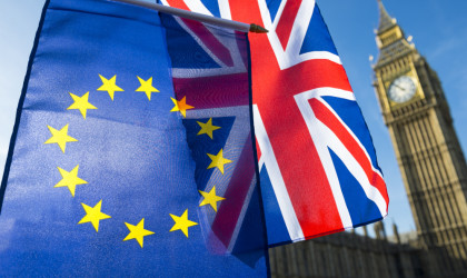 Λονδίνο: Προχωρά η συμφωνία με την ΕΕ για το Brexit