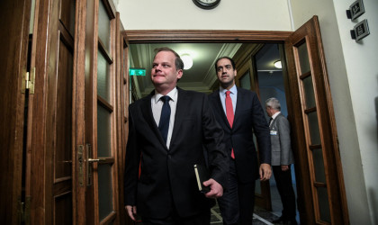 Παίρνει πίσω ο Αχ. Καραμανλής τα «αποβράσματα»
