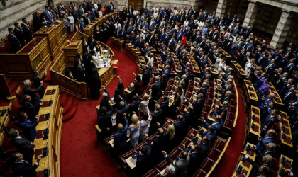 Μείωση ΕΝΦΙΑ, 120 δόσεις, ρύθμιση οφειλών στο πρώτο φορολογικό ν/σ