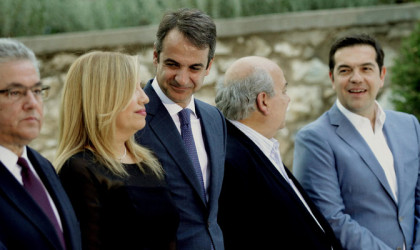 Στη δημοσιότητα τα πόθεν έσχες των πολιτικών -Καταθέσεις, ακίνητα, ΙΧ