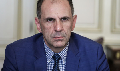 Γεραπετρίτης για επιστροφή στην κανονικότητα: Οσοι θα ανοίγει η αγορά, θα περιορίζονται τα επιδόματα