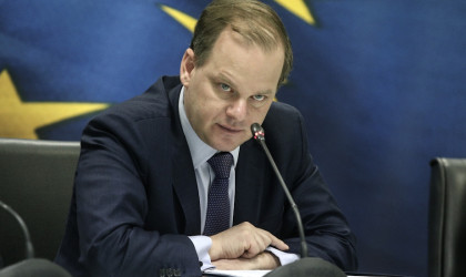 Καραμανλής (υπ. Μεταφορών): Ακριβή η αγορά των ηλεκτρικών αυτοκινήτων 