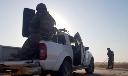 Συρία: Ο στρατός του Ασάντ παίρνει θέσεις στα σύνορα με την Τουρκία