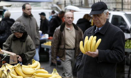  Ερευνα: Σε λογαριασμούς, ενοίκια και φόρους «χάνεται» το 80% των εισοδημάτων