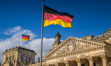 Γερμανία: «Καμπανάκι» για σοβαρή τραπεζική κρίση το 2021