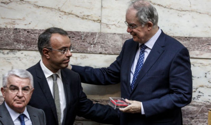 Προϋπολογισμός: Στα 436 εκατ. ευρώ το υπερπλεόνασμα για φέτος