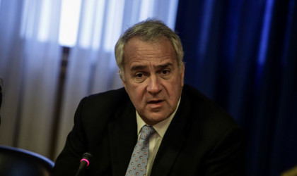 Βορίδης: Πρόστιμο 300 ευρώ/εβδομάδα στους δημοσίους υπαλλήλους που αρνούνται εμβολιασμό ή τεστ