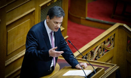 Αυστηρές οδηγίες ΥΠΟΙΚ στα υπουργεία: Ζητά περιορισμό εξόδων -«Φρένο» σε φως, νερό, τηλέφωνο