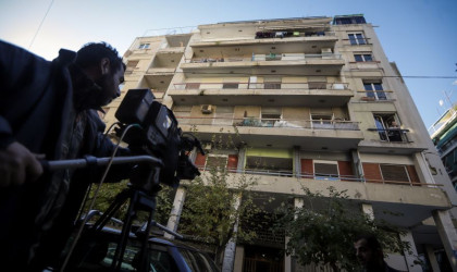 Τραγωδία στο Μεταξουργείο: Παιδιά βρήκαν νεκρούς τους γονείς τους