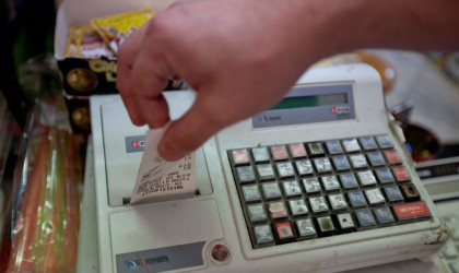 Ξεκινά το σαφάρι των αποδείξεων -Οι Ράμπο της ΑΑΔΕ έτοιμοι για εξορμήσεις