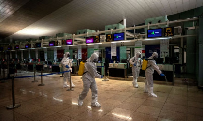 Στο χείλος της καταστροφής οι αεροπορικές εταιρείες
