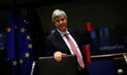 Νέο «παράθυρο» για ευρωομόλογα από τον Σεντένο