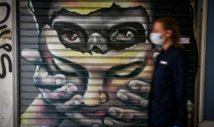 Μείωση ενοικίου και επίδομα 800 ευρώ: Οι νέες πλατφόρμες