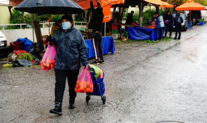 Κλειστές αύριο οι λαϊκές αγορές στην Αττική