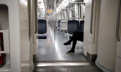 Τέλος το μεταμεσονύχτιο μετρό - Μείωση δρομολογίων στα ΜΜΜ