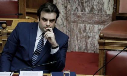 Πιερρακάκης: «Ευκαιρία για την Ελλάδα η βιομηχανία ημιαγωγών»