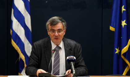 Κορωνοϊός: 17 νεκροί, 71 νέα κρούσματα, συνολικά 695