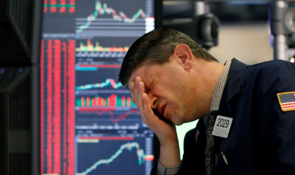 Ένας χρόνος πέρασε από την κατάρρευση των αγορών -Οι νέες προκλήσεις