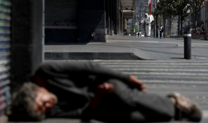 ΕΛΣΤΑΤ: Σε κίνδυνο φτώχειας το 30% του πληθυσμού της χώρας το 2019