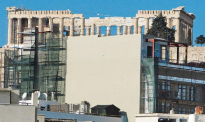 Το ΚΑΣ έκοψε δύο ορόφους του πολυώροφου ξενοδοχείου στην Ακρόπολη