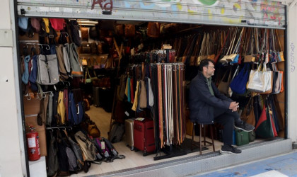 Τα καταστήματα που ανοίγουν σήμερα-Πως θα λειτουργούν