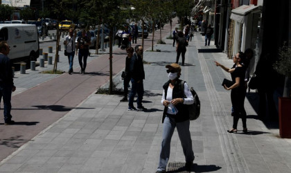 Μορατόριουμ κατασχέσεων για χρέη στην εφορία