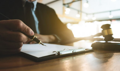 Κατατέθηκε στη Βουλή ο νέος πτωχευτικός - Τι προβλέπει
